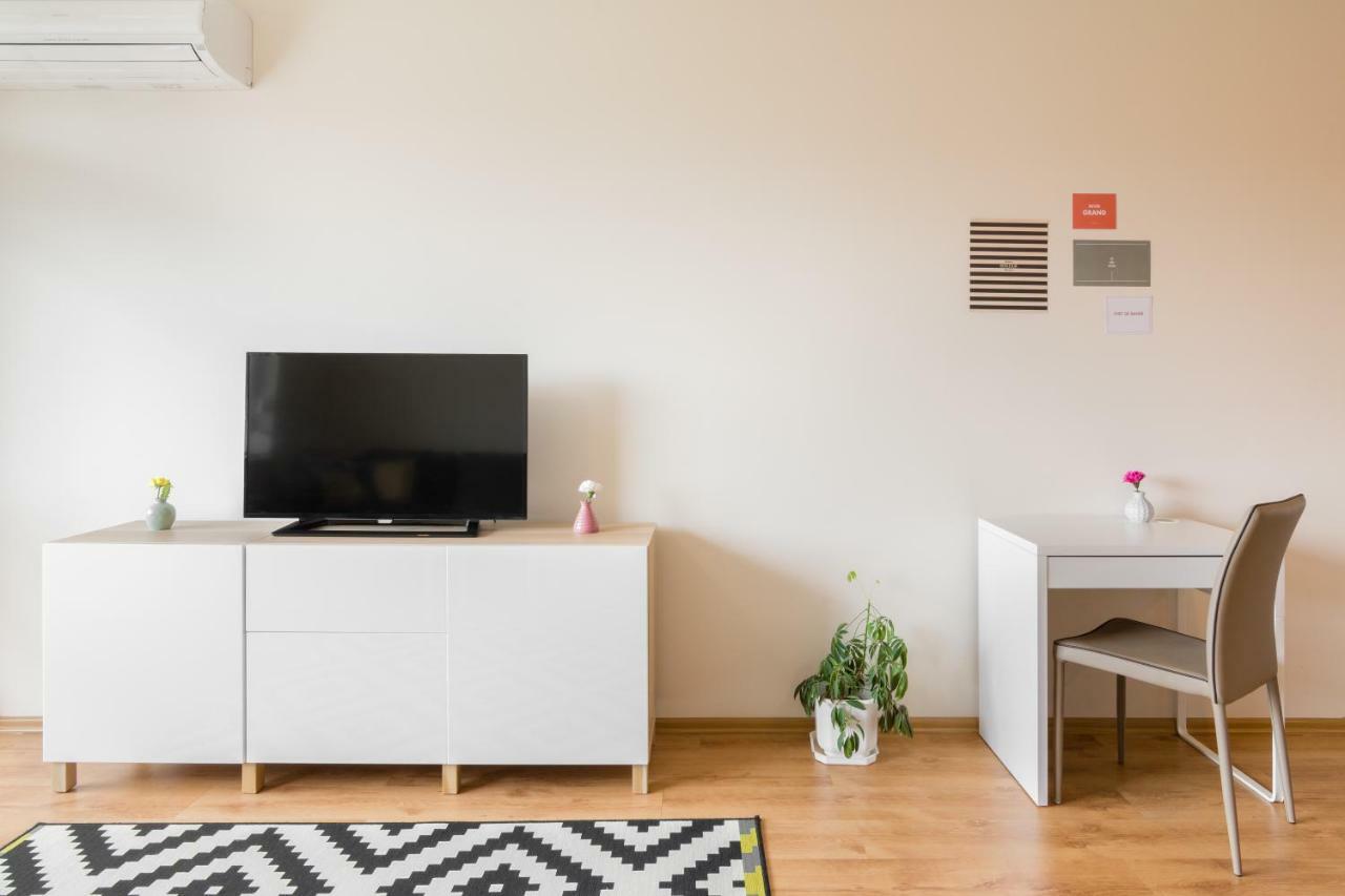 Vitosha View One Bedroom Apartment By Flat Mаnager Sofia Exterior photo